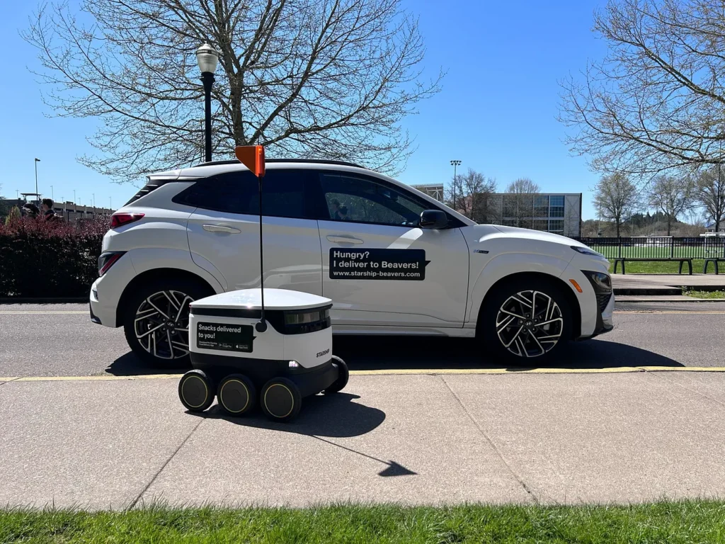 A Starship robot at OSU